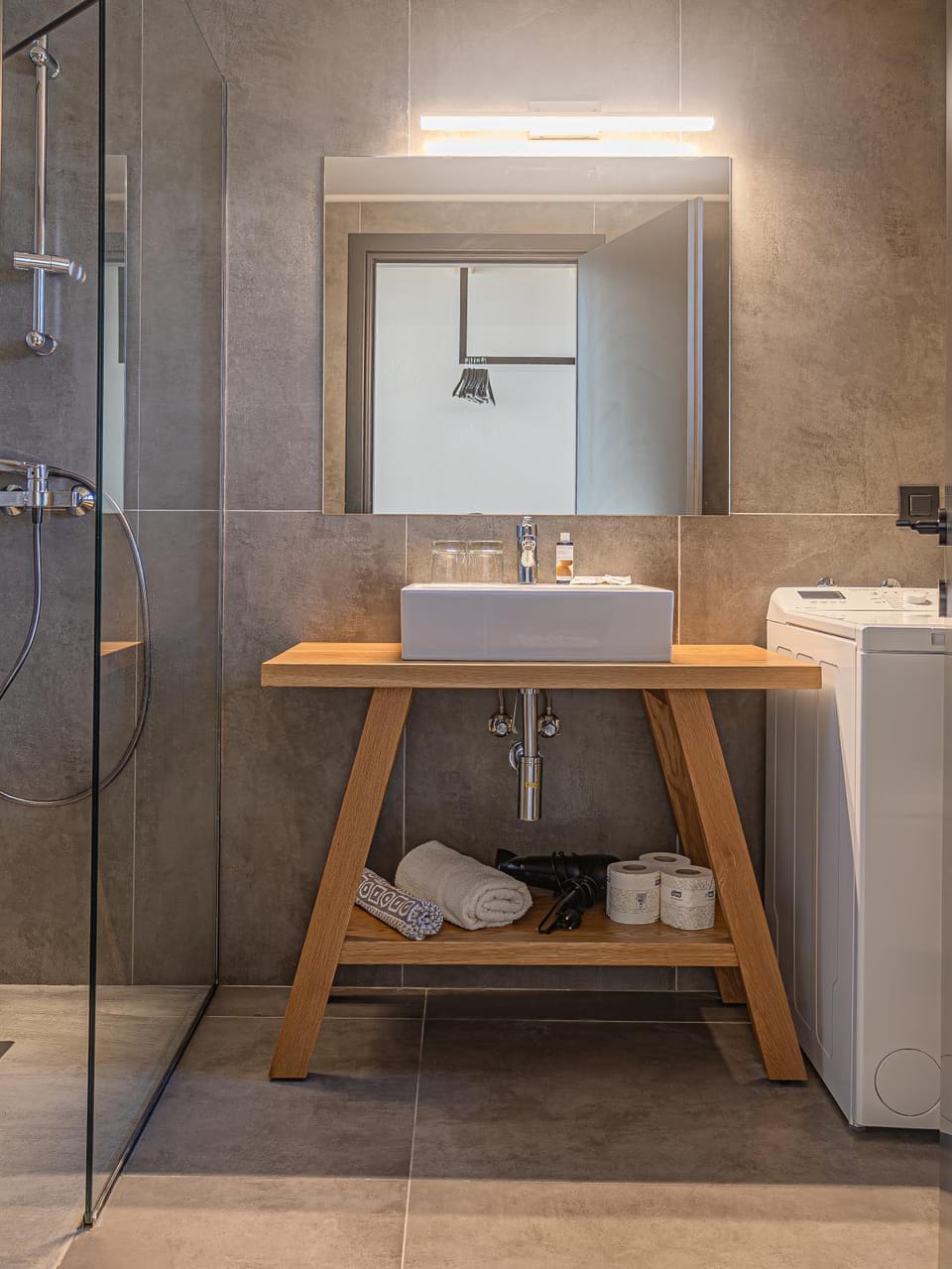 Shower, Bathroom