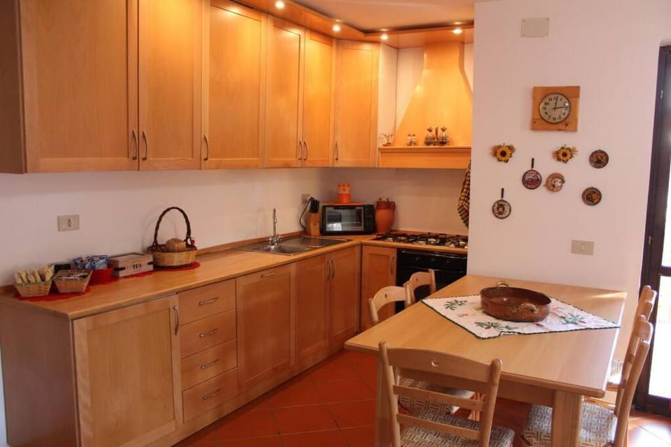 Comodo appartamento in Sila Moccone-Camigliatello Apartment in Calabria