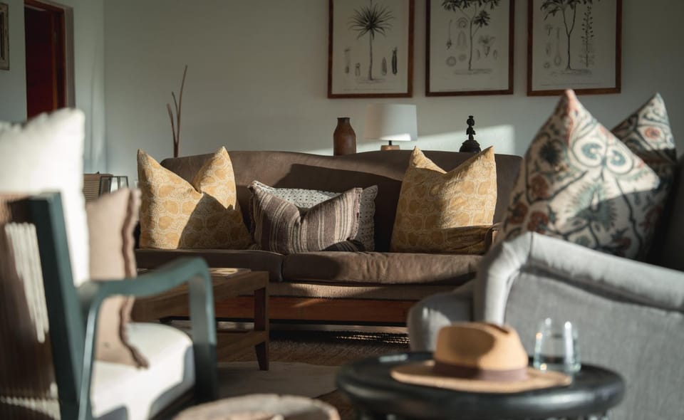 Communal lounge/ TV room