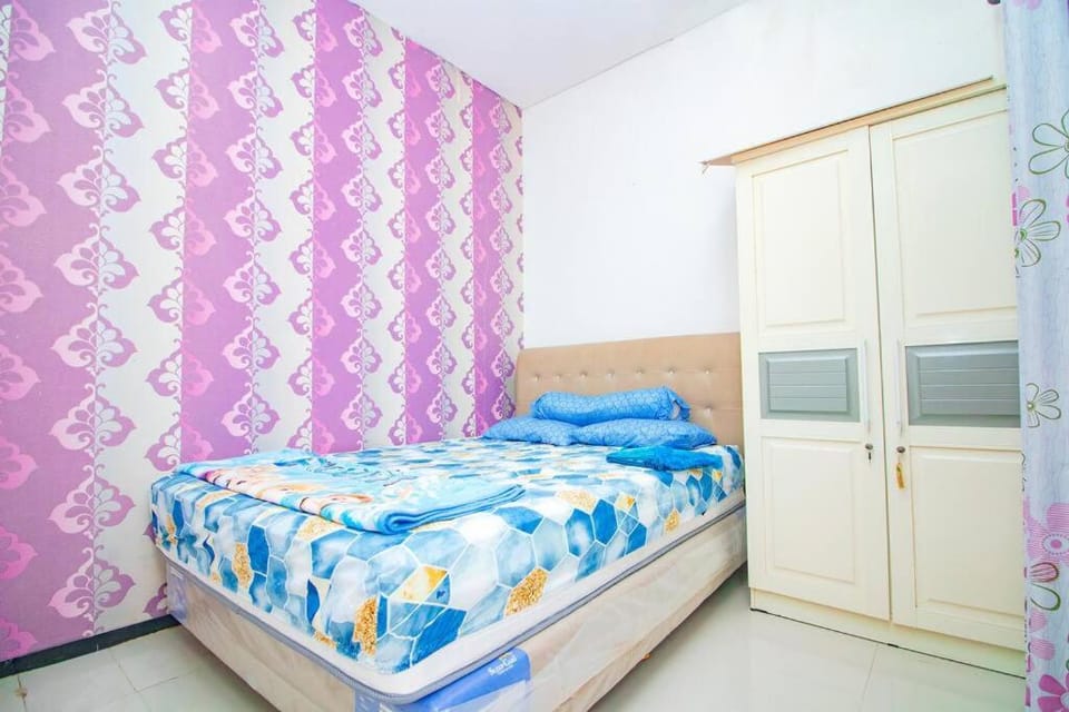 Family A18 Fiorence by Sans Villa Villa in Batu