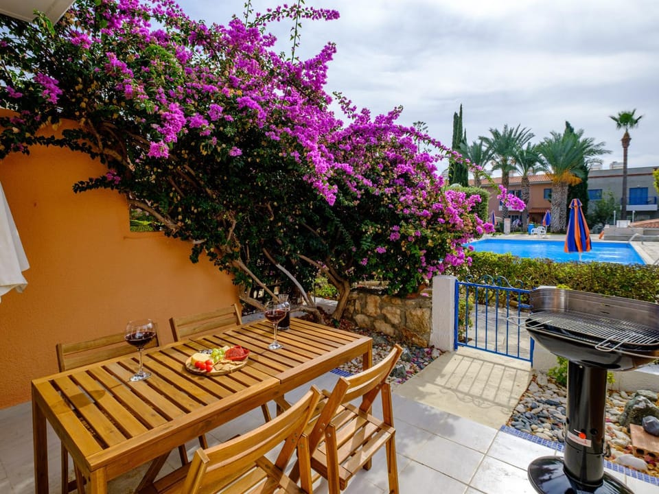 Nephele-stylish 2bd Townhouse In Kato Paphos House in Yeroskipou