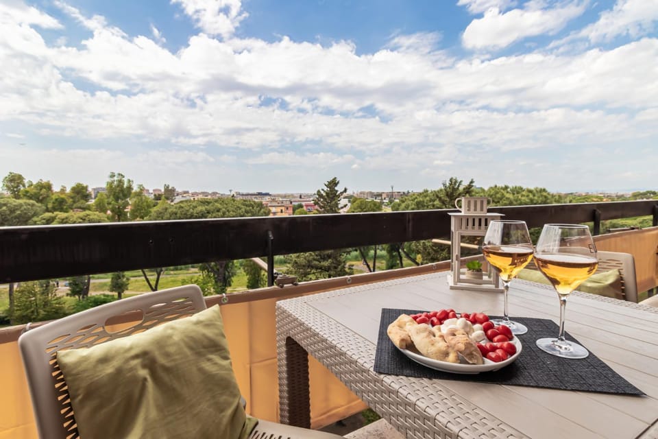 Day, Natural landscape, View (from property/room), Balcony/Terrace