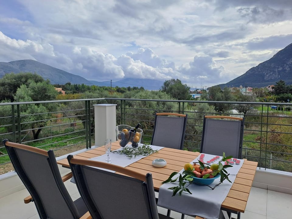 paris villas Bed and Breakfast in Peloponnese, Western Greece and the Ionian