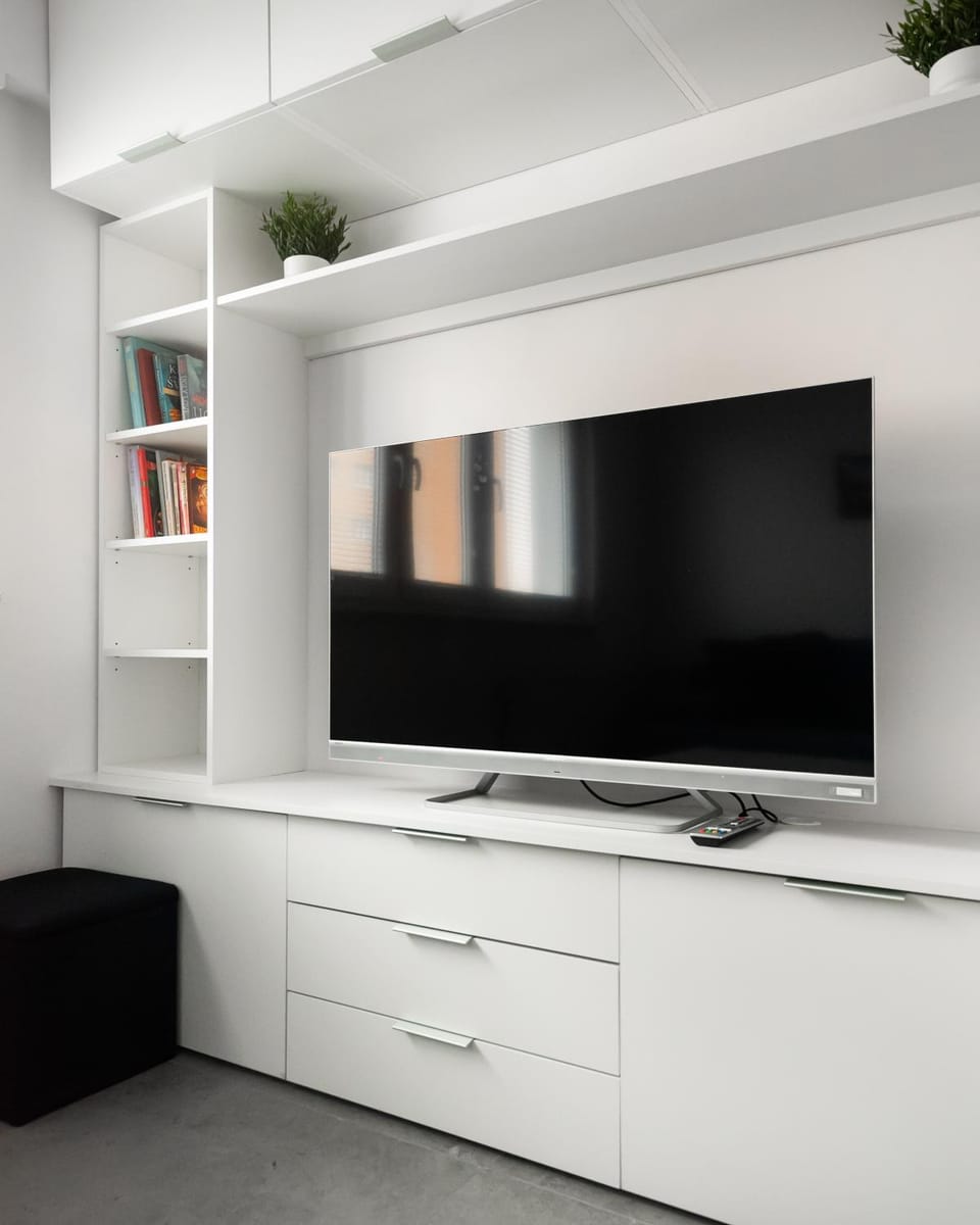 Communal lounge/ TV room, TV and multimedia, Evening entertainment