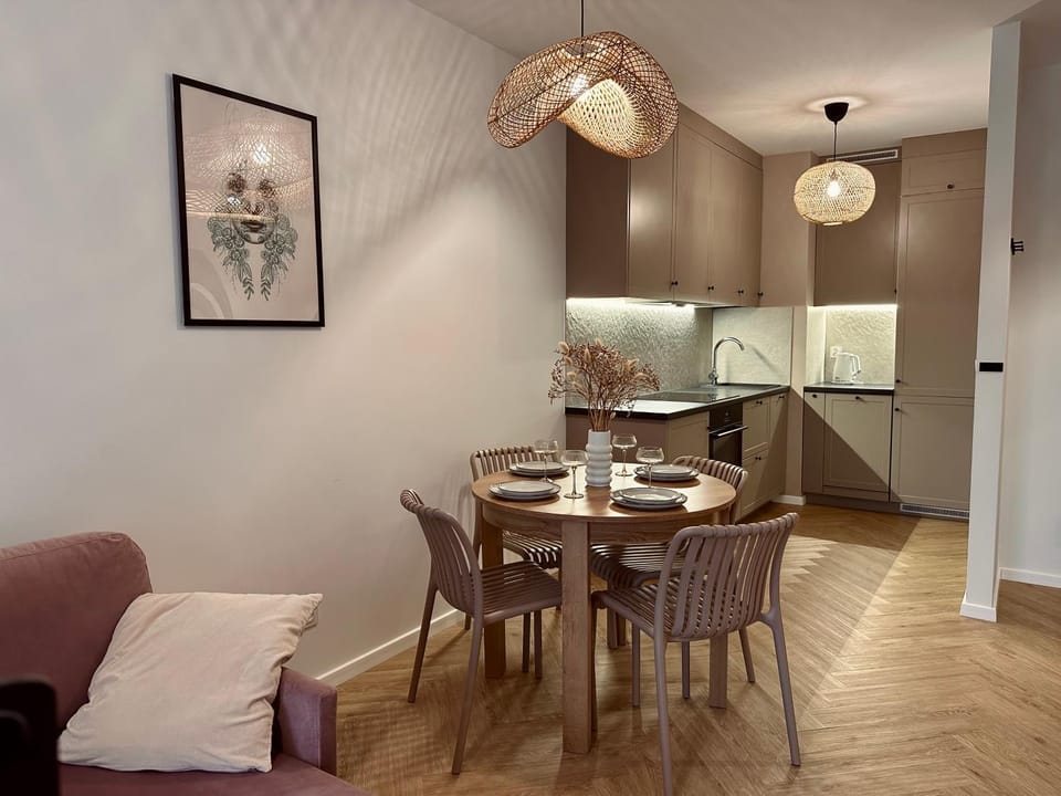 Kitchen or kitchenette, Living room, Dining area, pet friendly