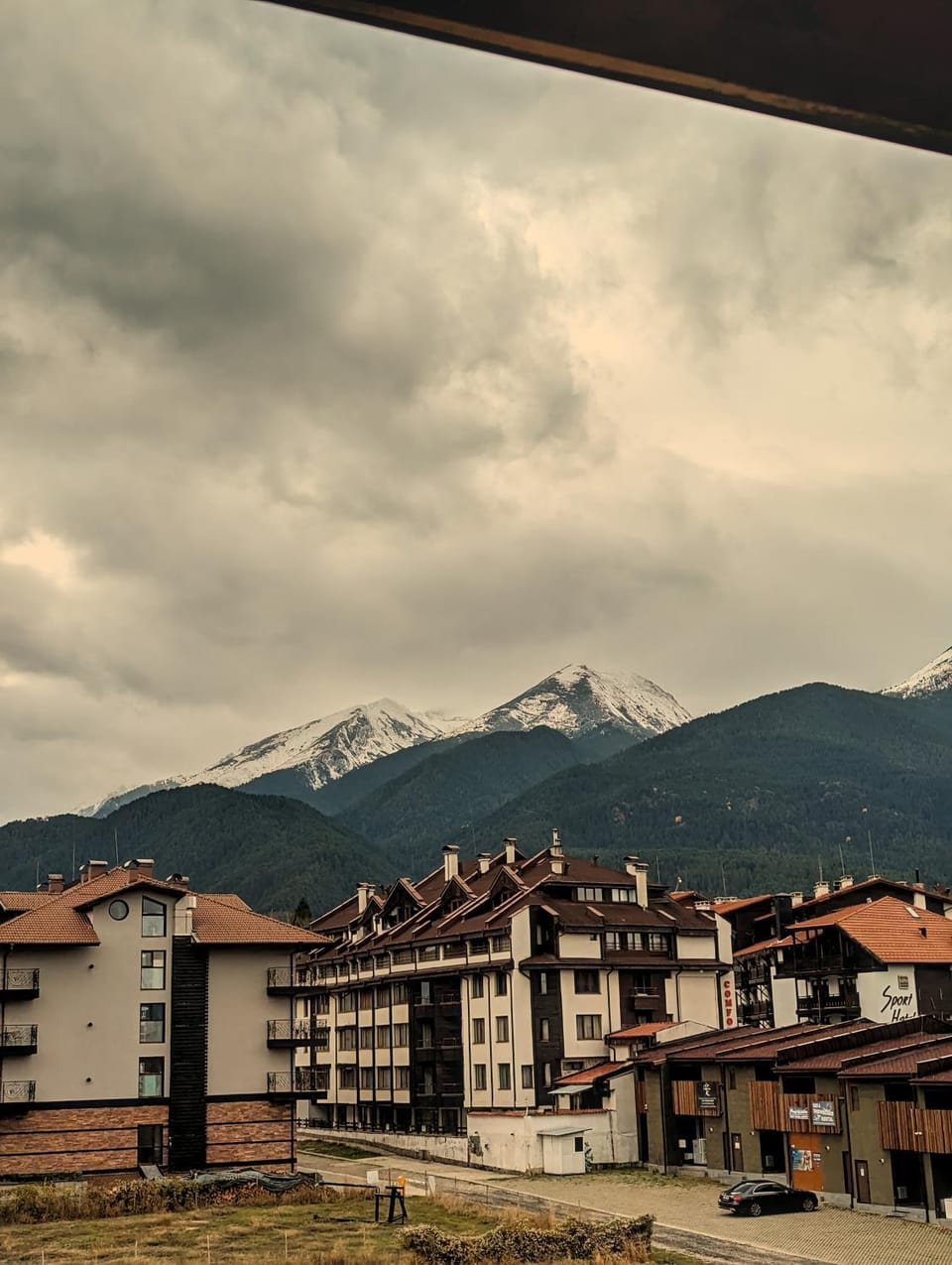 Nearby landmark, Day, Natural landscape, Mountain view