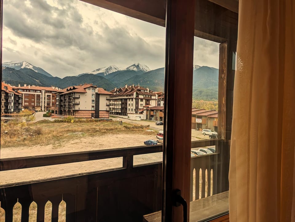 Day, Natural landscape, View (from property/room), Balcony/Terrace, Mountain view