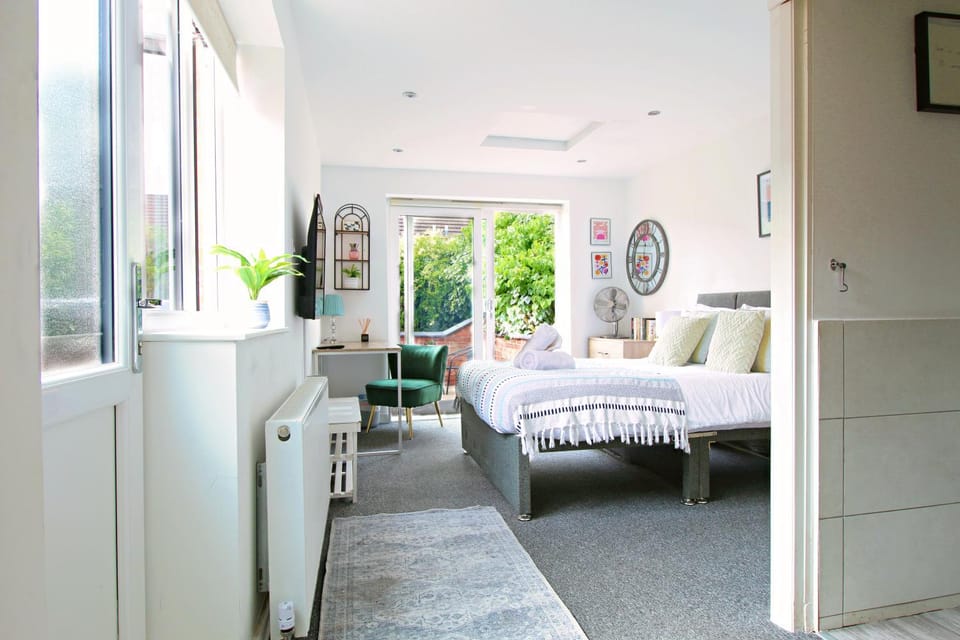 Northumberland Boutique Guest House #3 Bed and Breakfast in Coventry