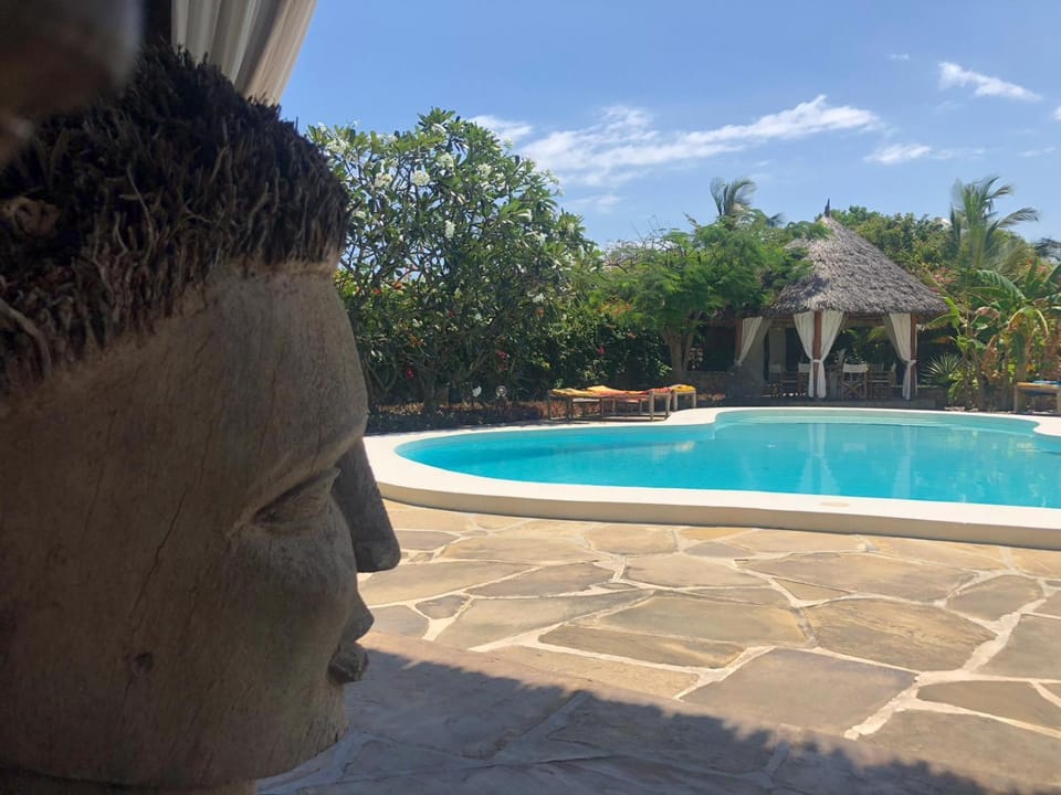 White bay pianoB Villa in Kenya