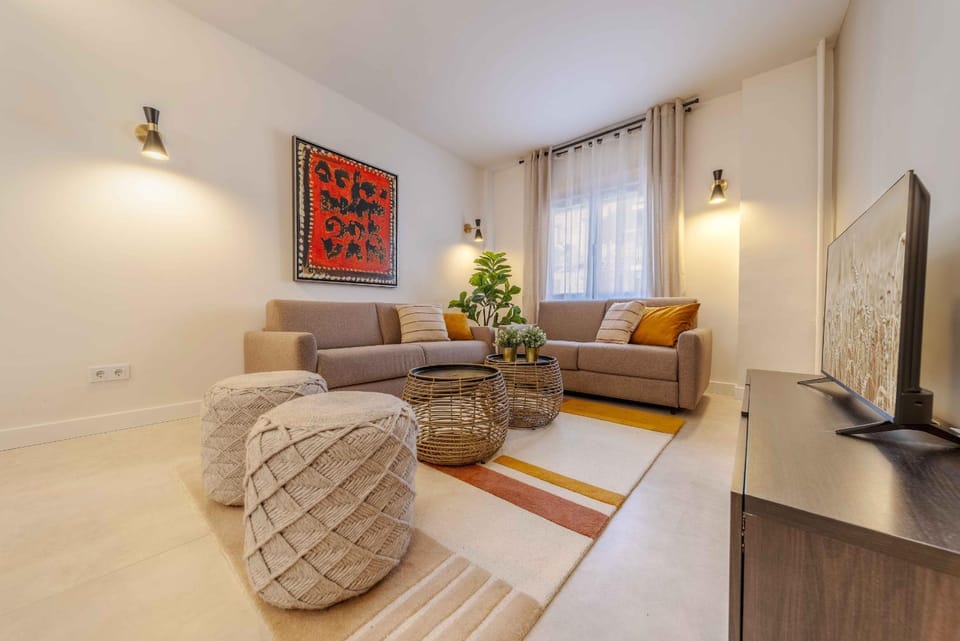 Communal lounge/ TV room, Living room