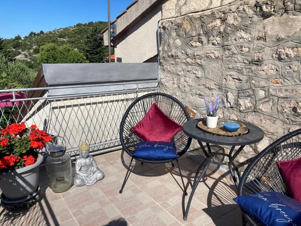 Day, View (from property/room), Balcony/Terrace, Seating area