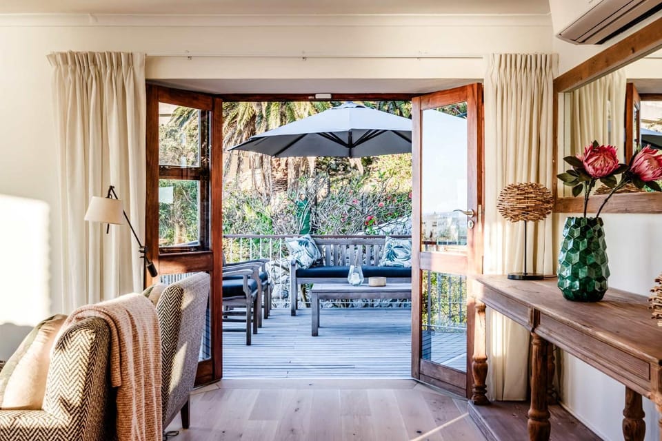 Balcony/Terrace, Seating area, Garden view