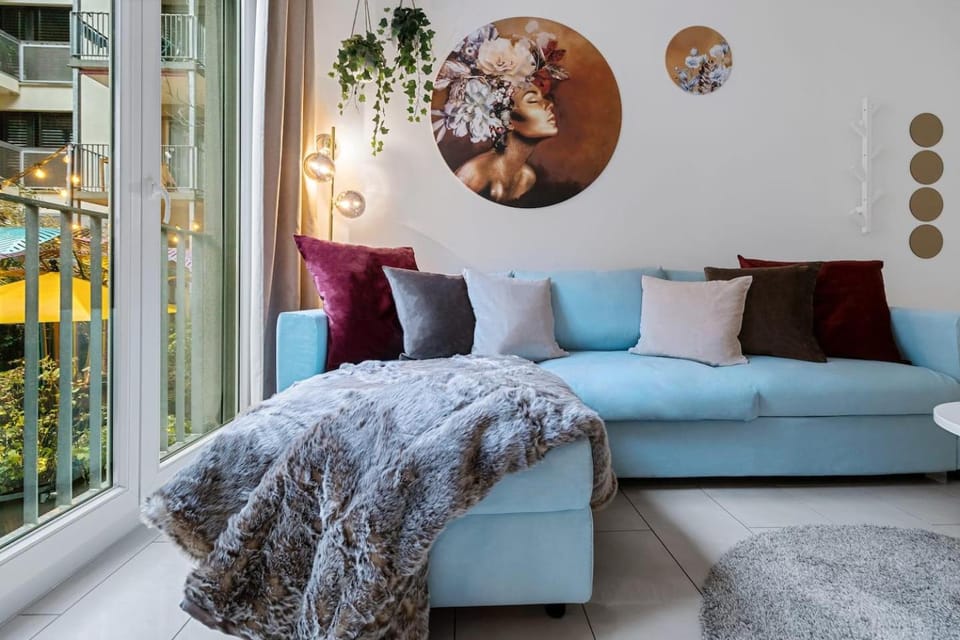 Boutique Stay King Size Bed AC Free Parking Apartment in Zurich City