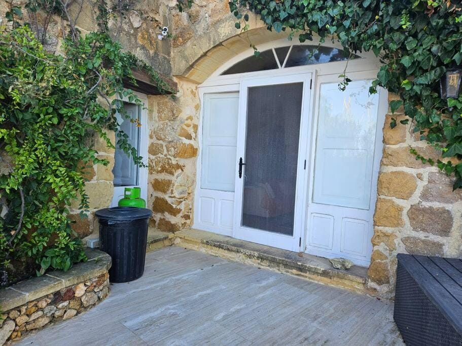 Unique Farmhouse in the Heart of Gozo - Nadur House in Malta