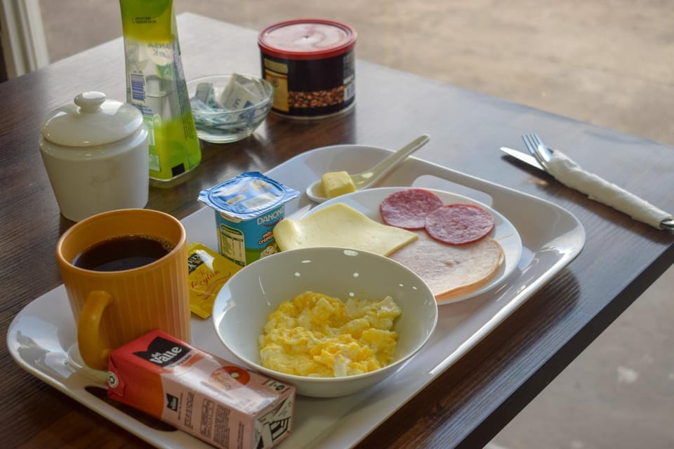 Breakfast, Continental breakfast