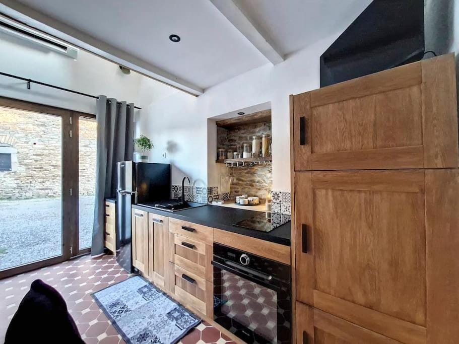 Studio Duplex Calme - SPA - SAUNA - Parking - Wifi House in Occitanie