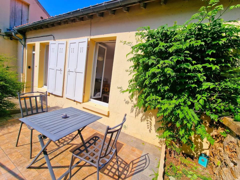 Patio, Balcony/Terrace, Dining area