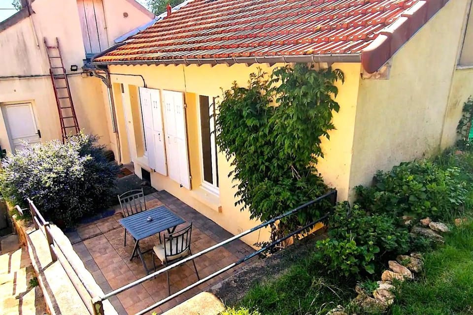 Property building, Patio