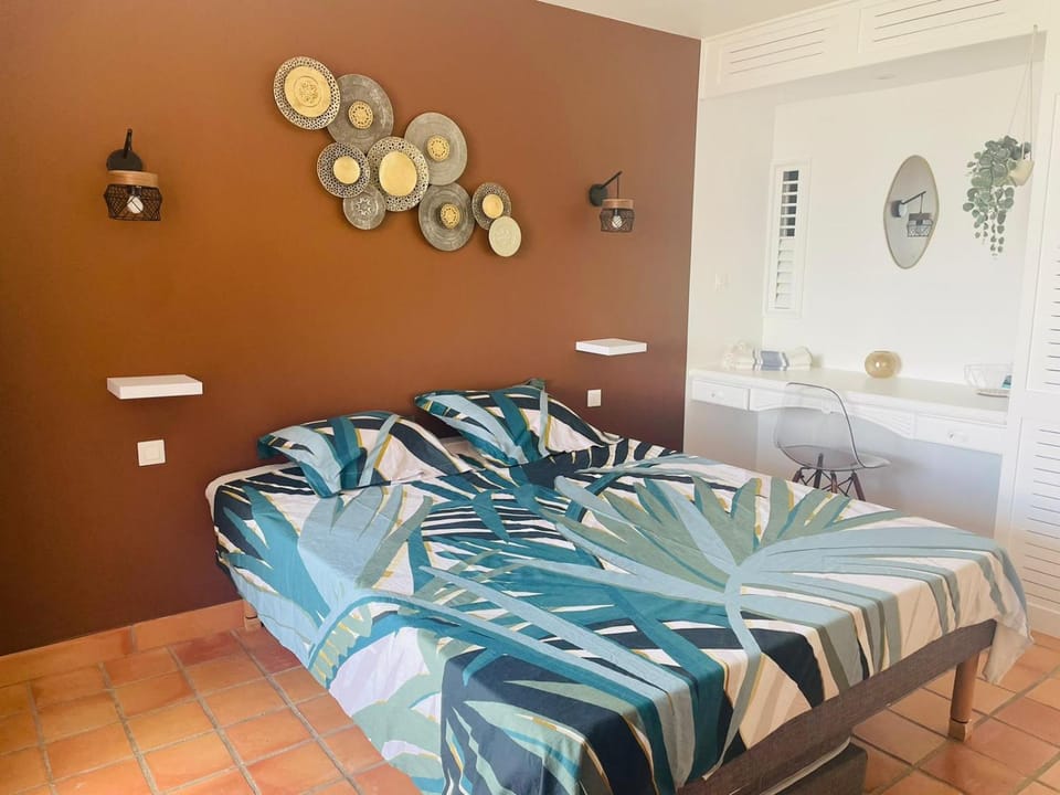 TI BONHEUR DE TARTANE Apartment in La Trinité