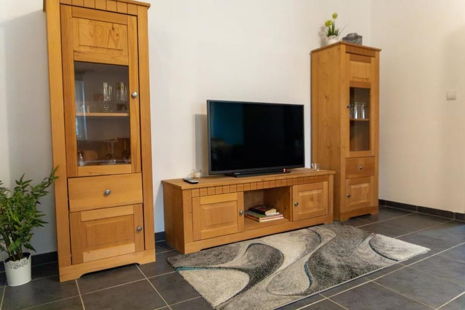 NEU! Reiterhof Finkenmühle Fewo Krümel Apartment in Bavaria