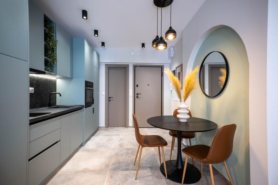 Seating area, Dining area, pet friendly