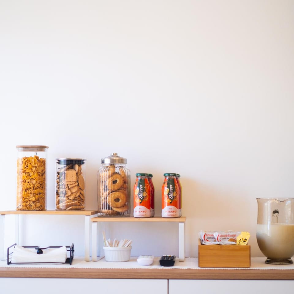 Kitchen or kitchenette, Food and drinks, Food, minibar, Internal: Not applicable to any particular room