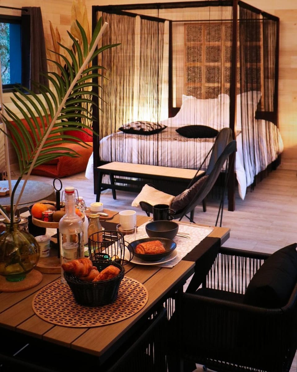 Ségala & Spa Love hotel in Occitanie