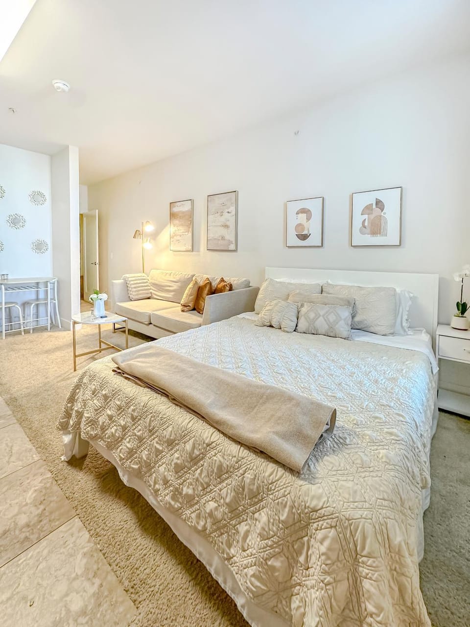 MDR Studio Apartment Luxury pool, gym, parking, jacuzzi. Apartment in Marina del Rey