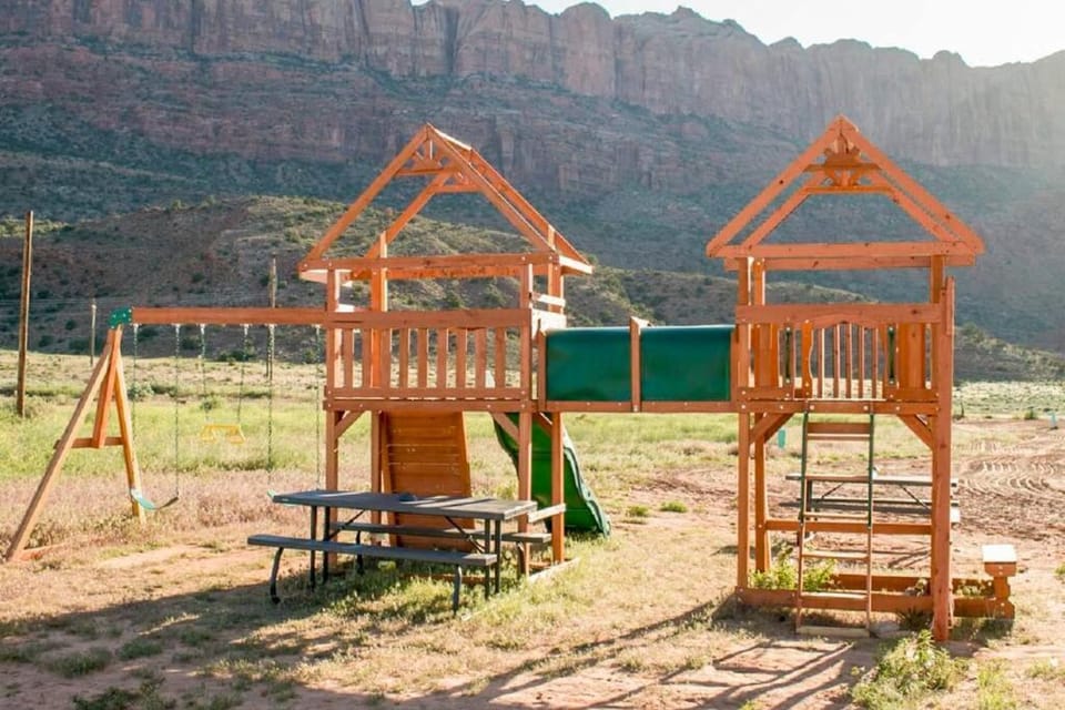 Redrock Moab Tiny House w/ Double Loft Site 6 House in Spanish Valley