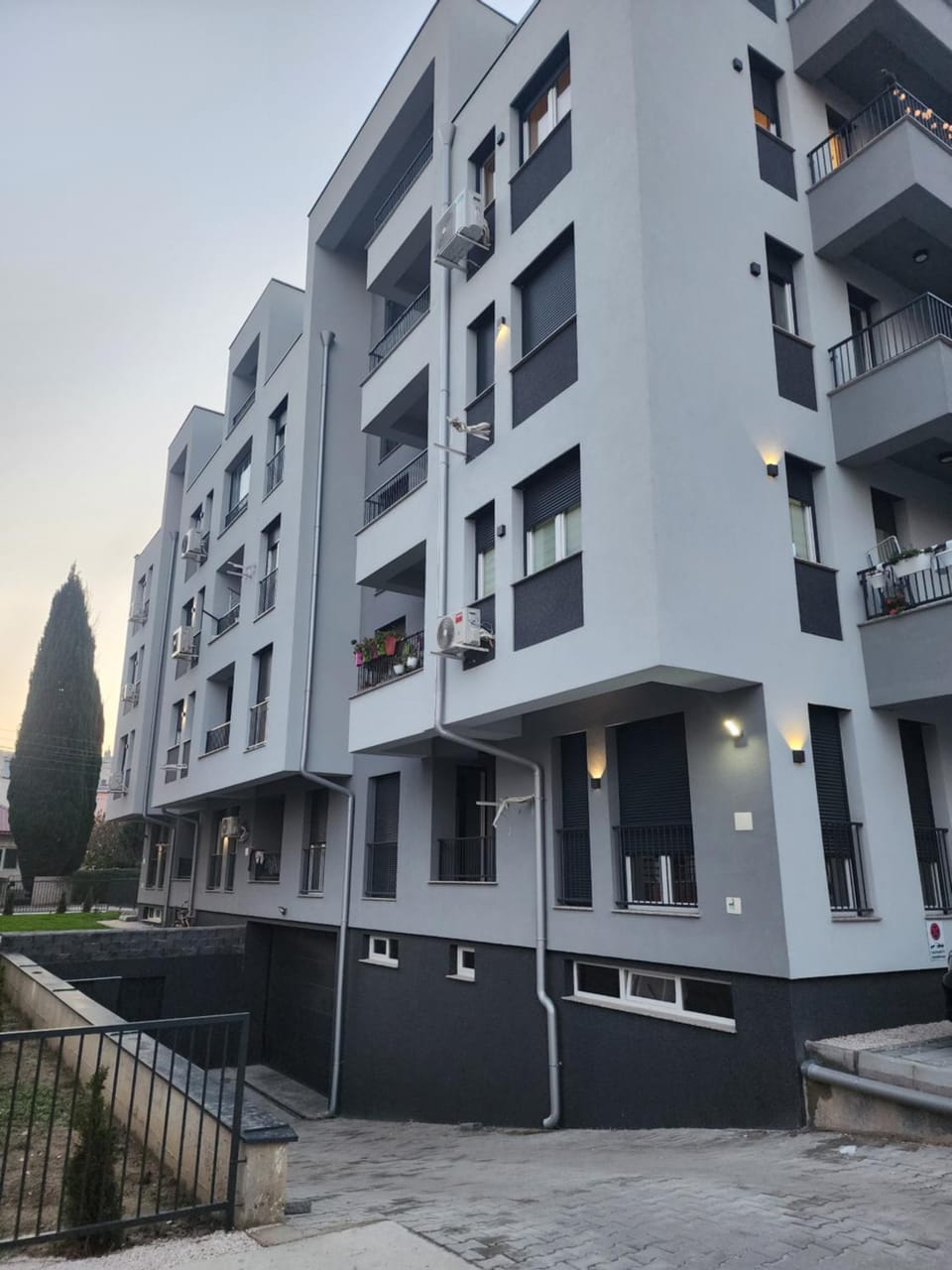 Luxury Vlae 1 Apartaments Apartment in Skopje