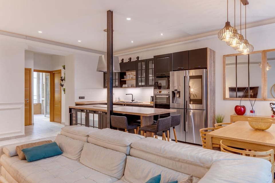 Living room, kitchen