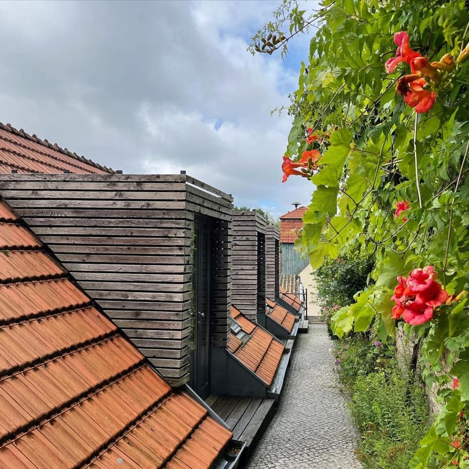 Property building, Garden, View (from property/room)