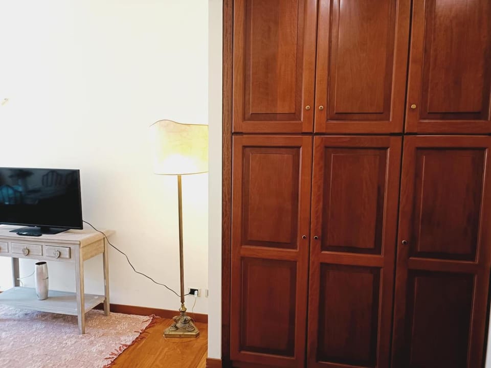 Communal lounge/ TV room, Evening entertainment, wardrobe