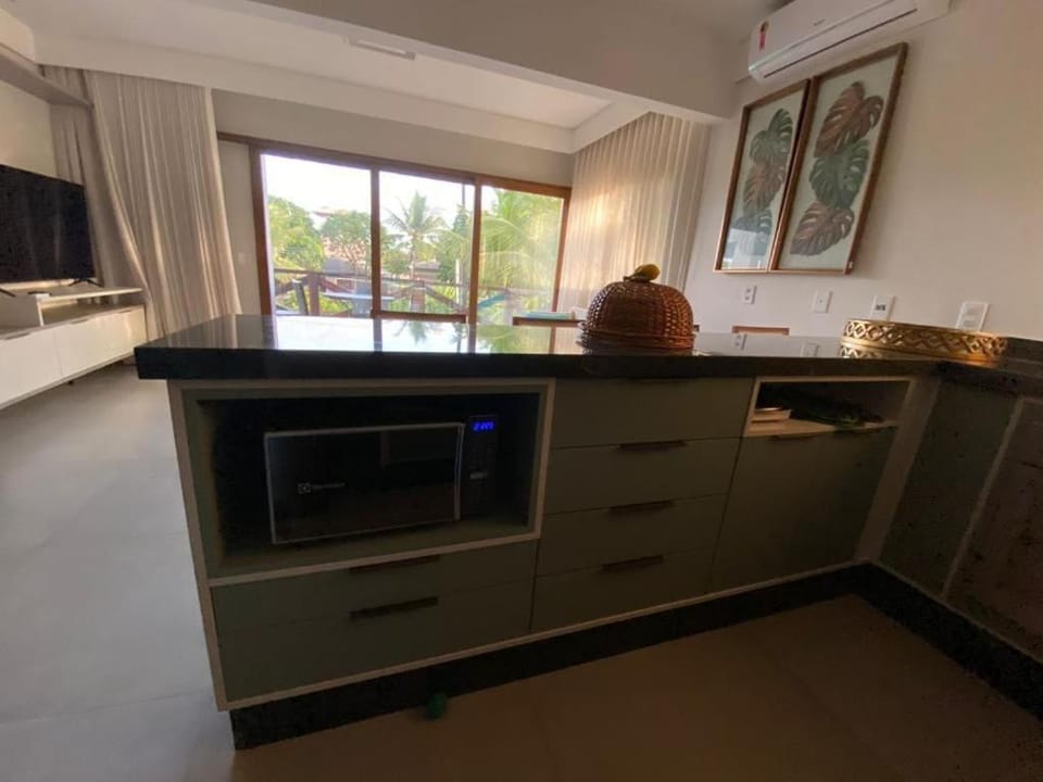 Kitchen or kitchenette, Living room, minibar