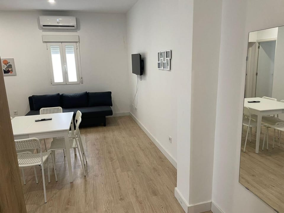 Living room, Seating area, Dining area, air conditioner