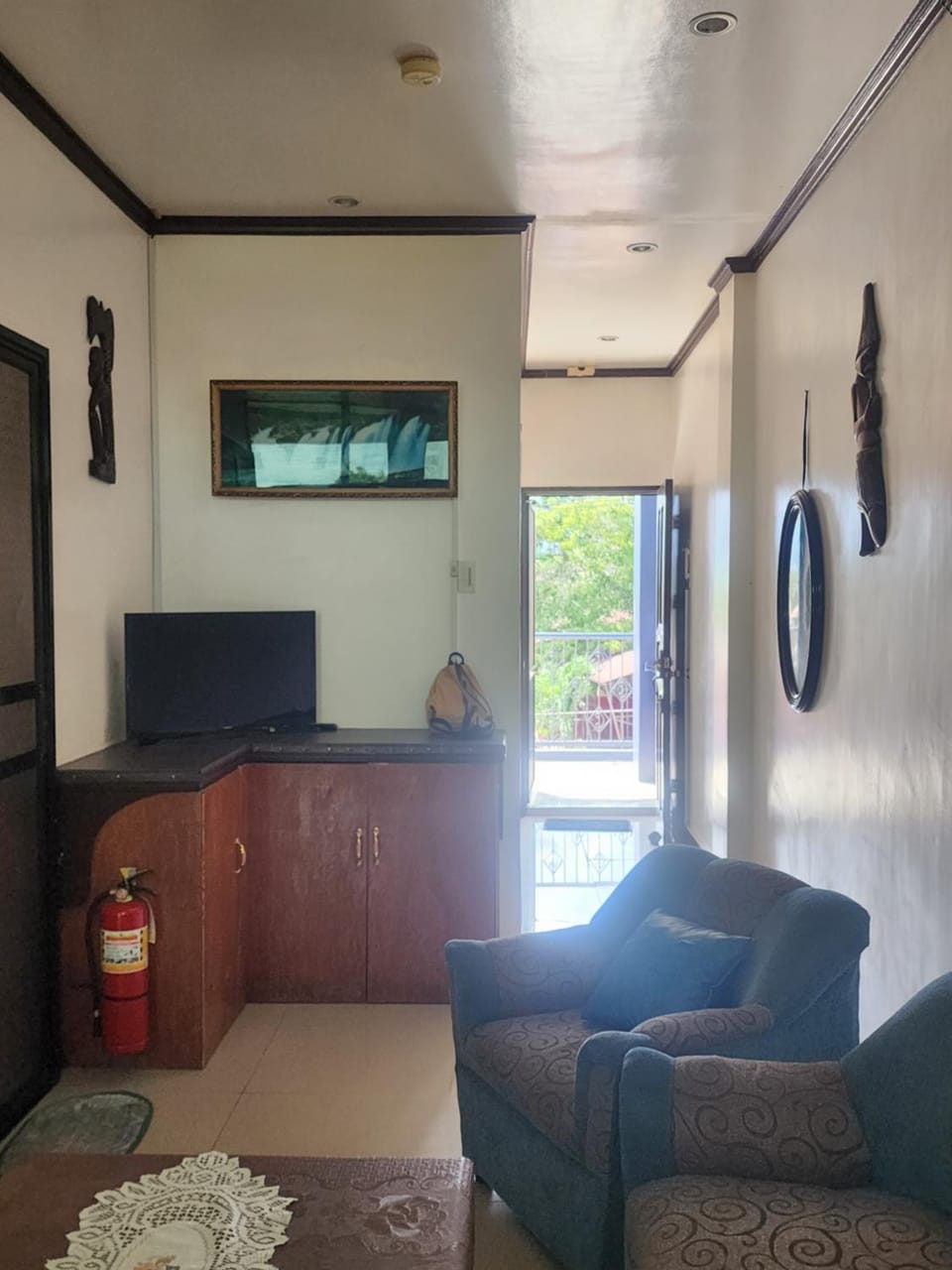 Shower, Toilet, Bed, Bathroom, View (from property/room), Balcony/Terrace, Kitchen or kitchenette, Living room, Photo of the whole room, Decorative detail, Dining area, Bedroom, Mountain view, Sea view, Street view, bidet, flat iron, internet, oven, stove, towels, washing machine, kitchen, air conditioner