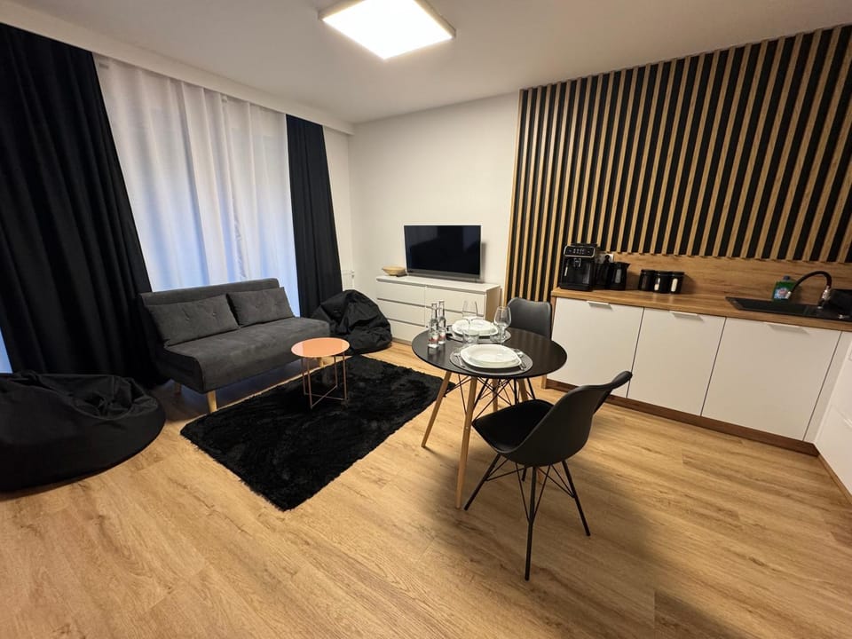 Kitchen or kitchenette, Living room, kitchen
