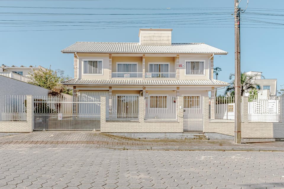 APTO Schmitt 02 - 500m praia wifi Apartment in Florianopolis