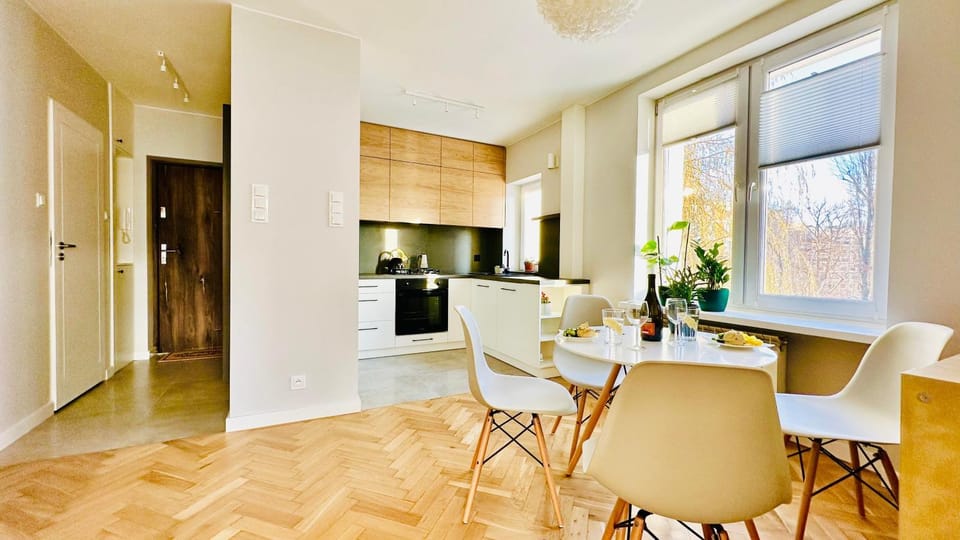 Kitchen or kitchenette, Living room, Seating area, Dining area, pet friendly