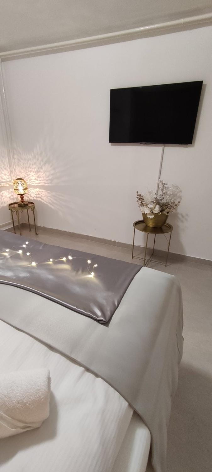 TV and multimedia, Bedroom