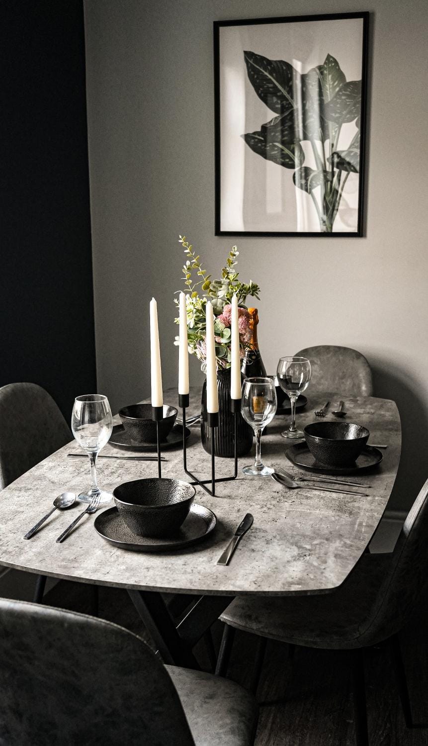 Food and drinks, Dining area, Food, Drinks