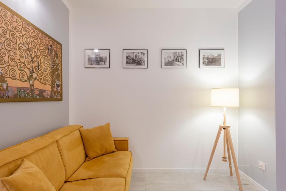 Living room, Decorative detail