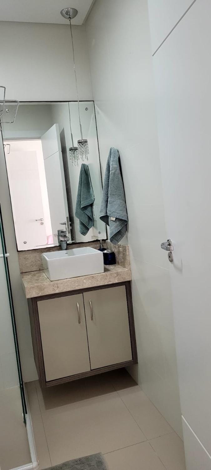 Suíte, piscina compartilhada, não é o apartamento inteiro somente suíte Apartment in Porto Belo