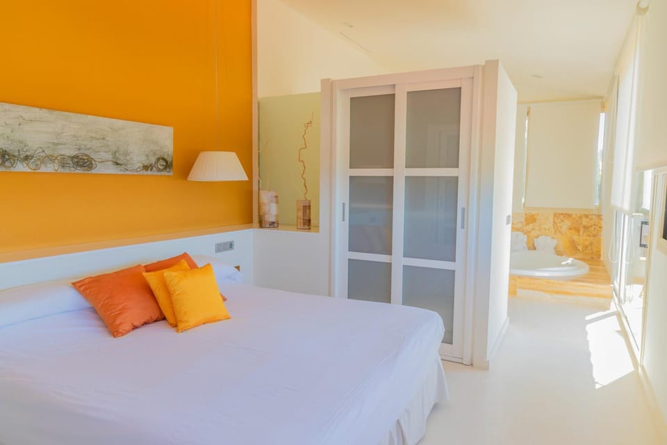 Villa Treya - Star property stunning views Villa in San Jaime Mediterráneo