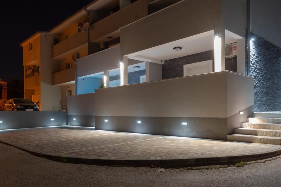 Property building, Night