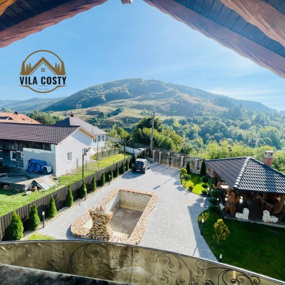 Vila Costi House in Prahova, Romania