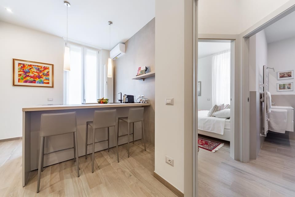 Kitchen or kitchenette, Living room, Photo of the whole room, Dining area