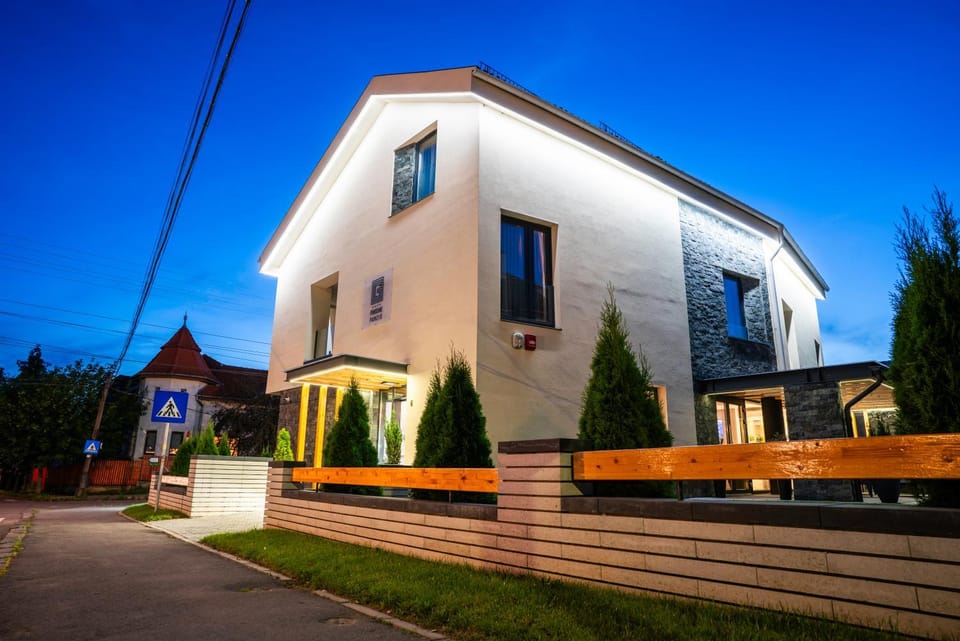 PENSIUNEA GAMBRINUS **** Bed and Breakfast in Romania