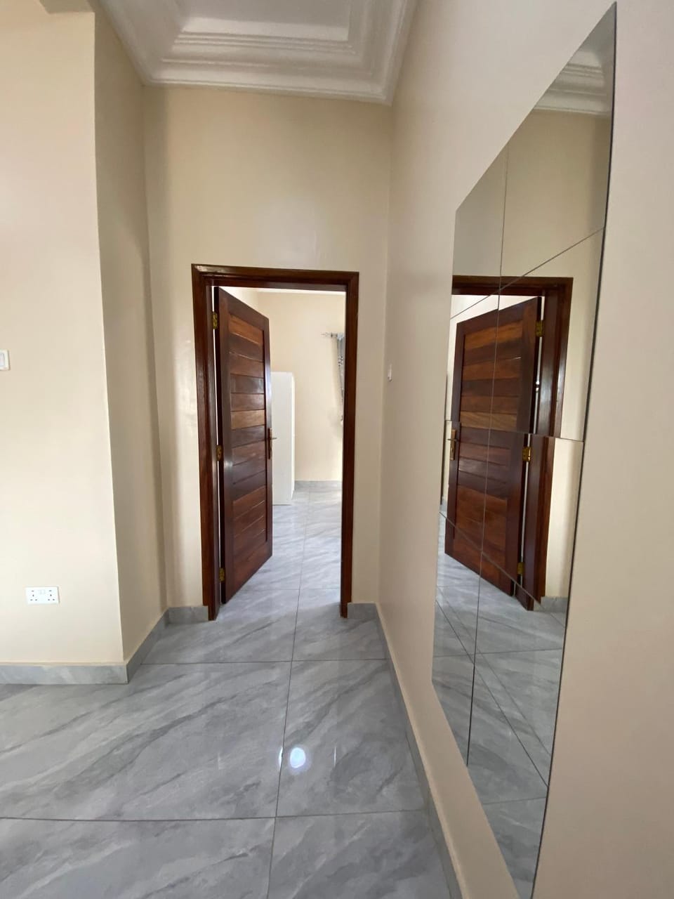KMR Apartment - Kumba Apartment in Senegal