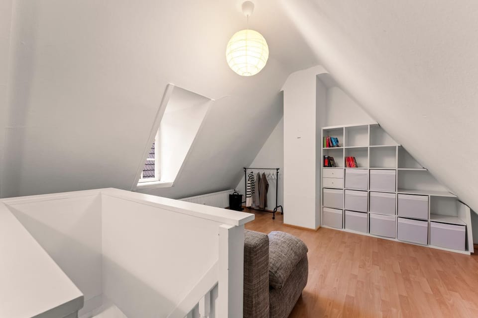 Bedroom, wardrobe